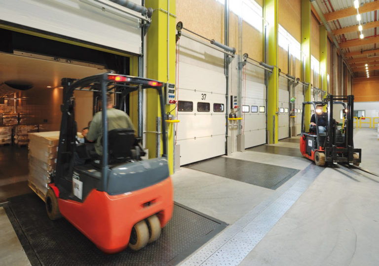 csm Verladetechnik Ladebruecken 1000x700 735070607c